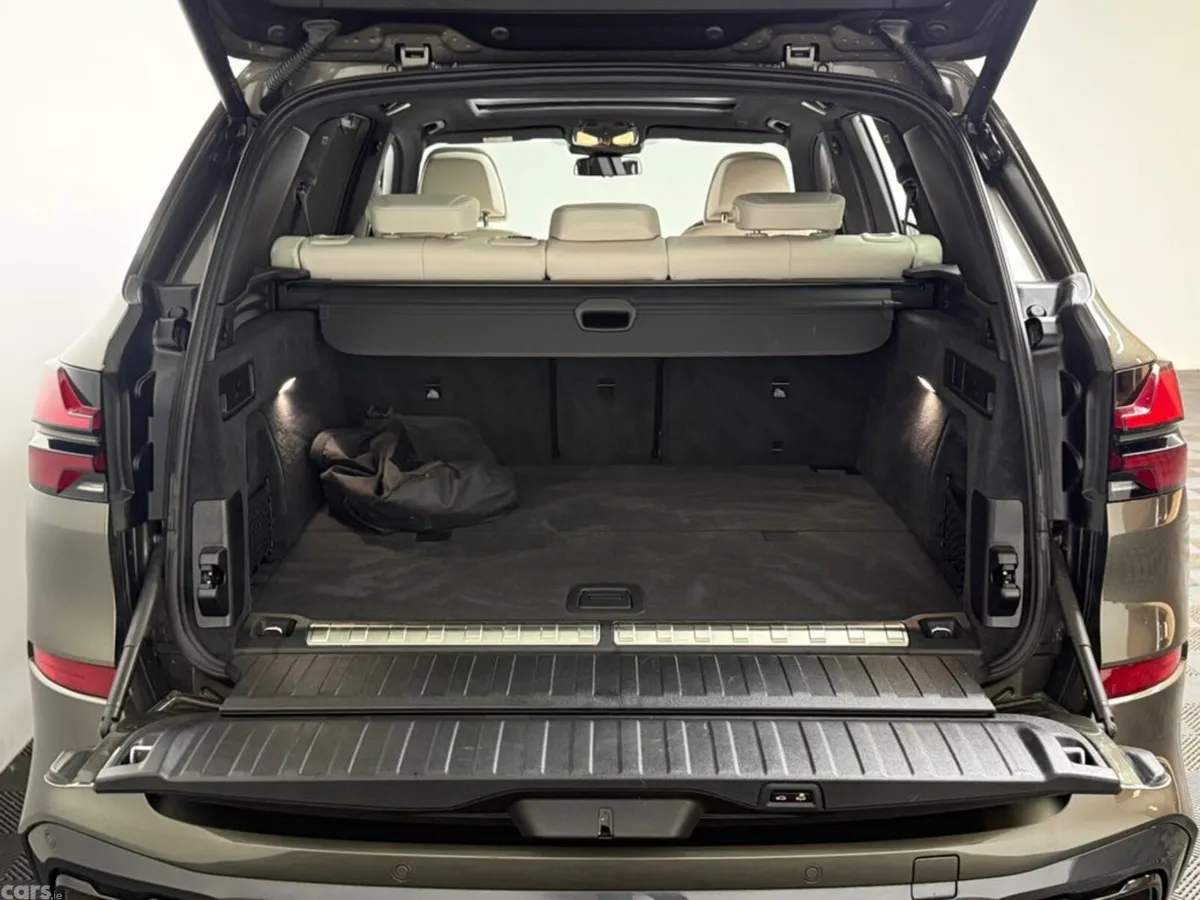 BMW X5 SUV, Petrol Plug-in Hybrid, 2025, Green