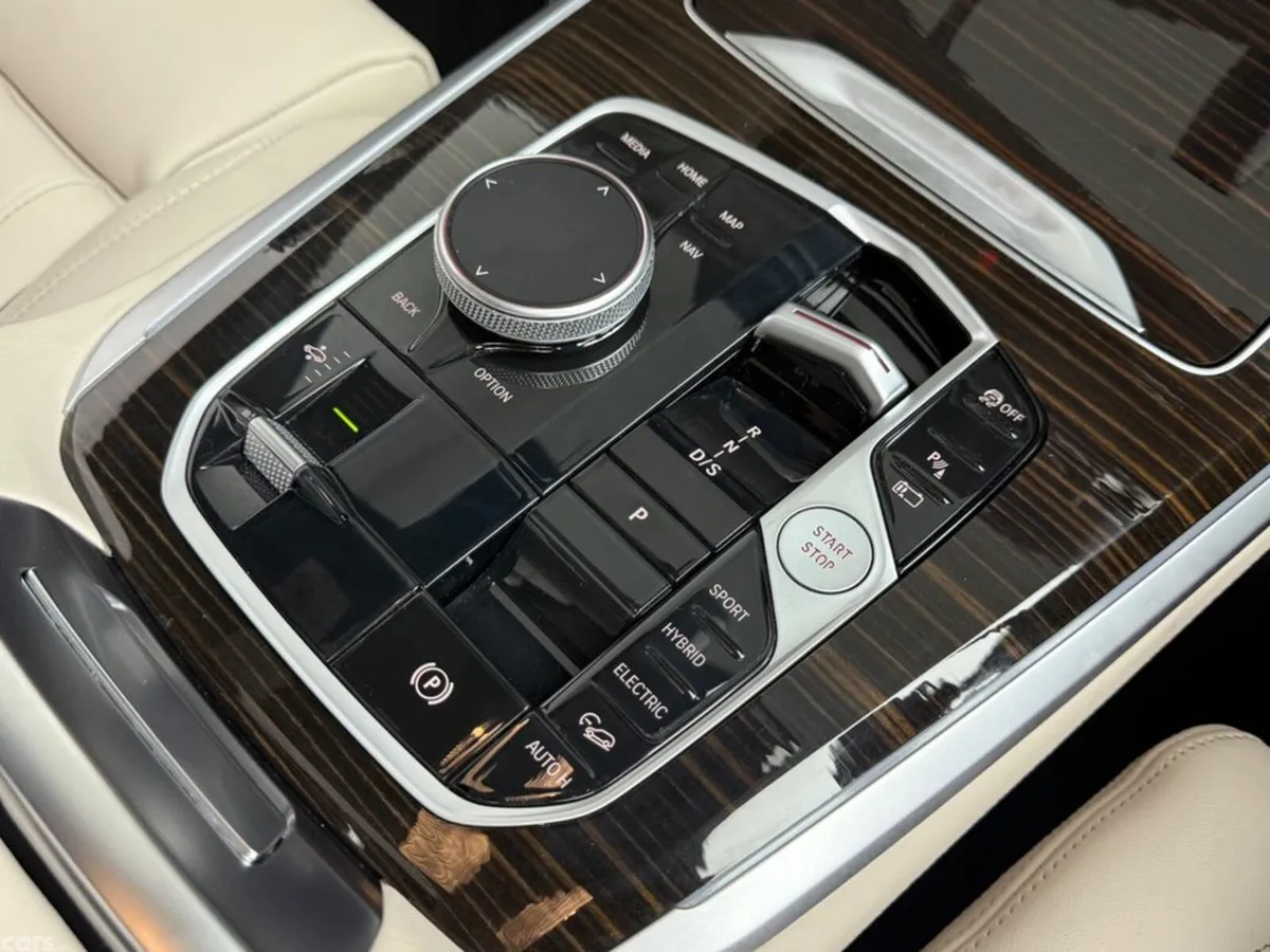 BMW X5 SUV, Petrol Plug-in Hybrid, 2025, Green
