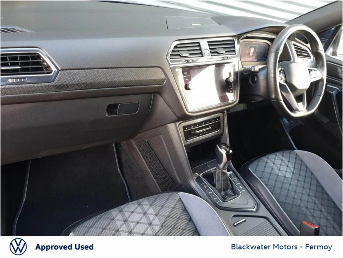 Volkswagen Tiguan Allspace SUV, Diesel, 2024, Blue