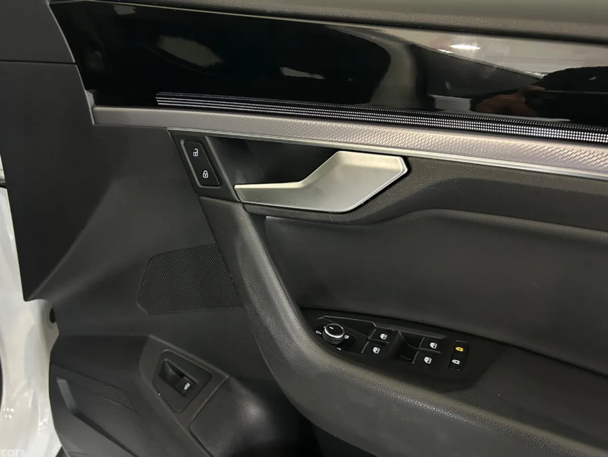 Volkswagen Touareg SUV, Diesel, 2019, White