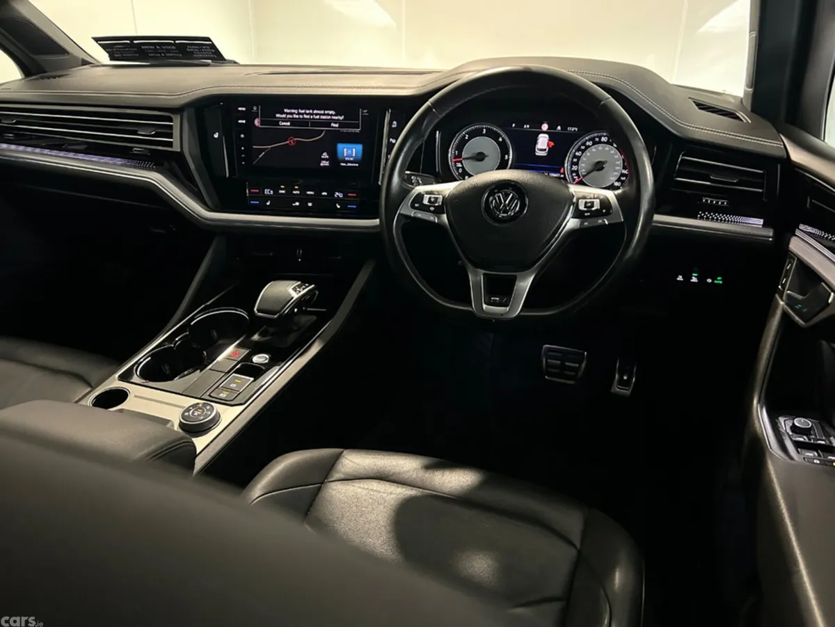 Volkswagen Touareg SUV, Diesel, 2019, White