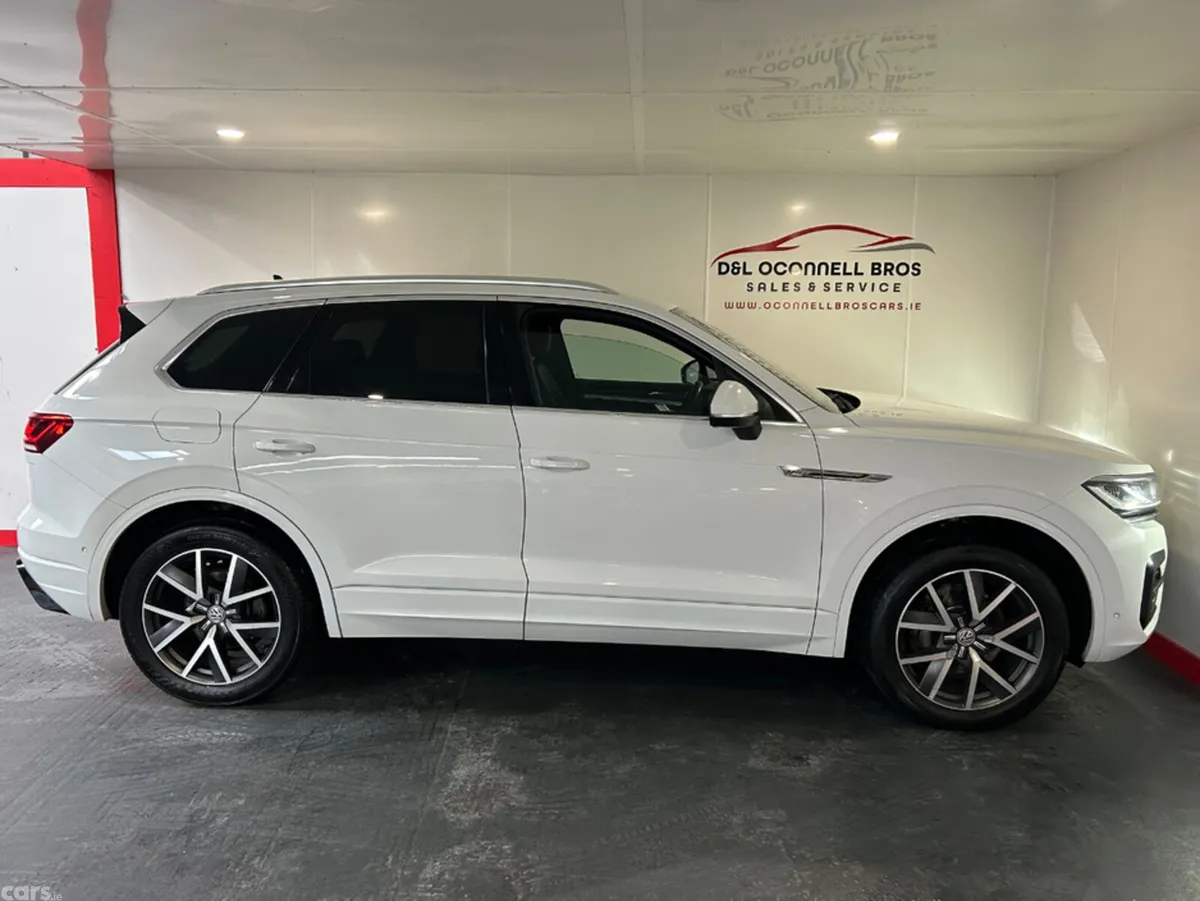 Volkswagen Touareg SUV, Diesel, 2019, White