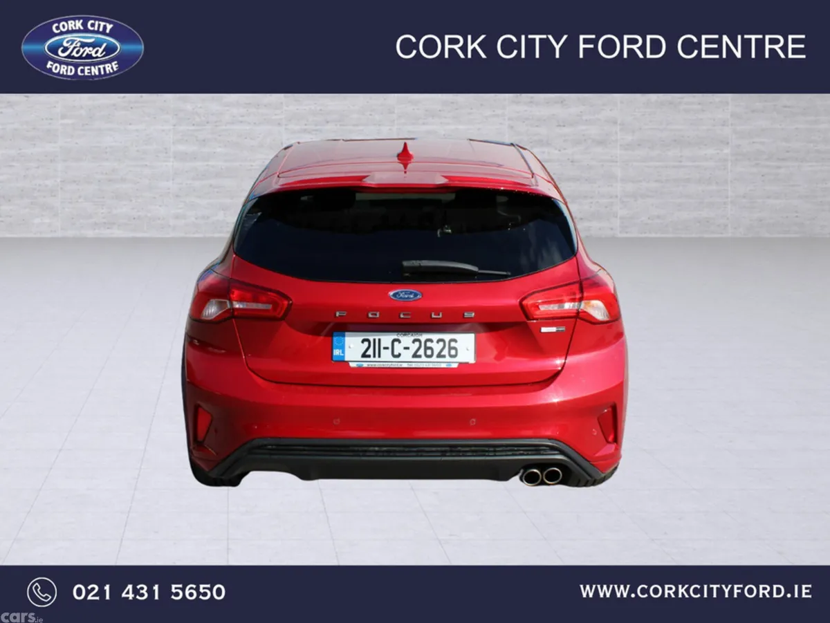 Ford Focus Hatchback, Petrol Hybrid, 2021, Red