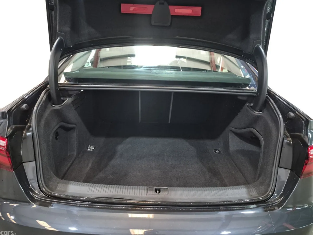 Audi A4 Saloon, Diesel, 2022, Grey