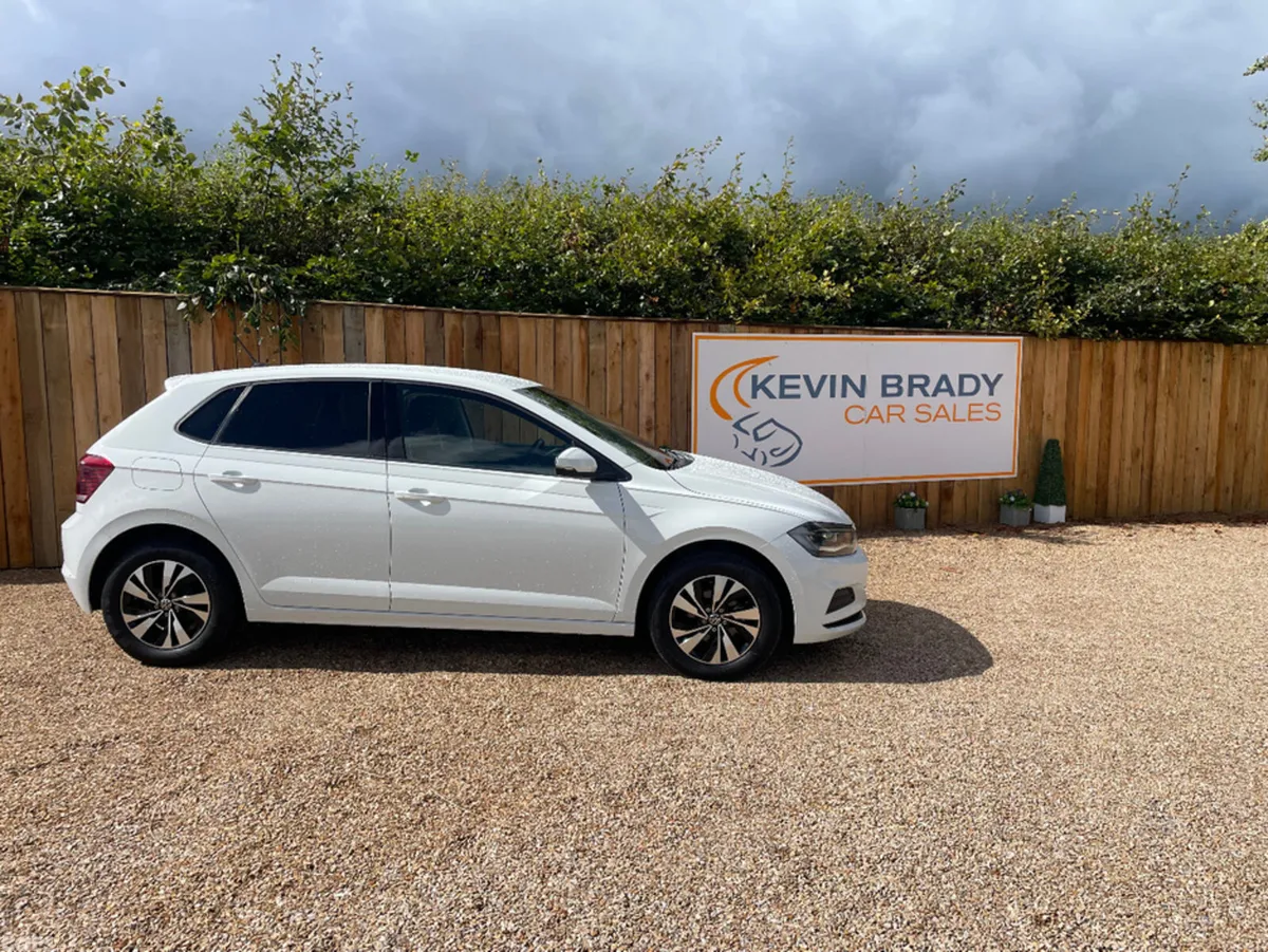 Volkswagen Polo Hatchback, Petrol, 2021, White