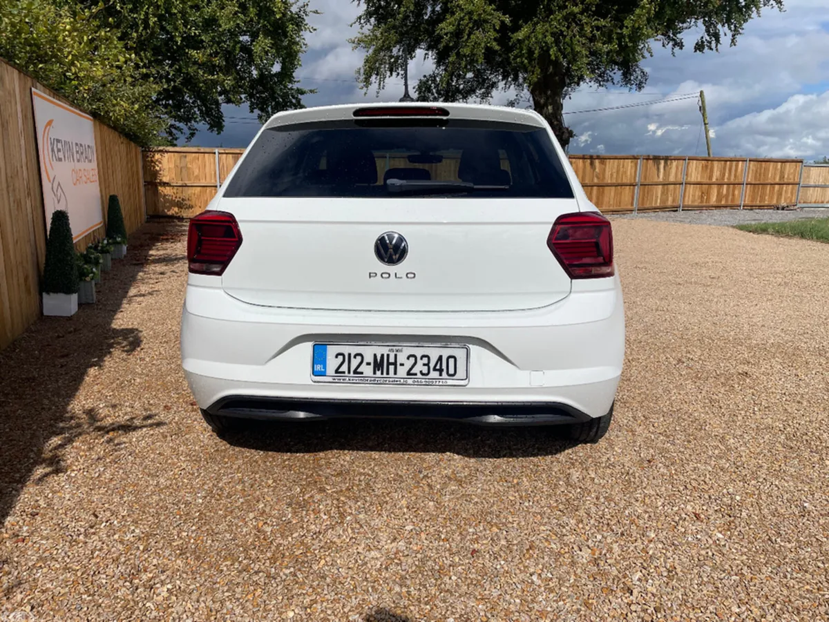 Volkswagen Polo Hatchback, Petrol, 2021, White