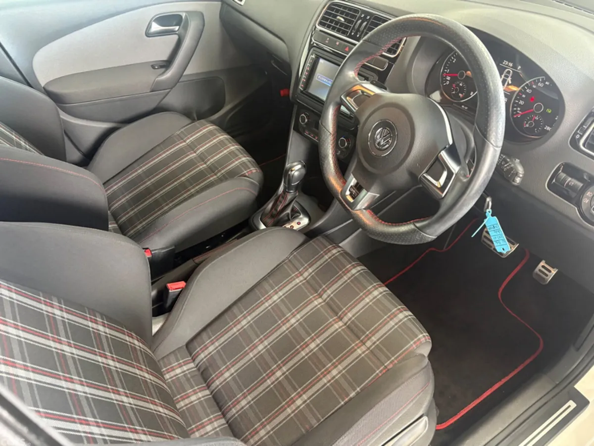 Volkswagen Polo Hatchback, Petrol, 2013, White
