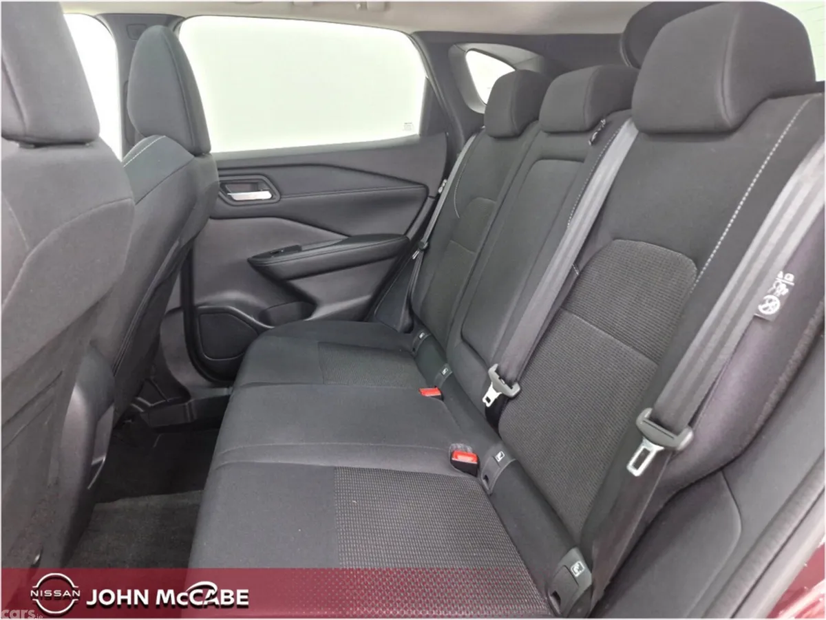 Nissan Qashqai MPV, Petrol Hybrid, 2024, Red