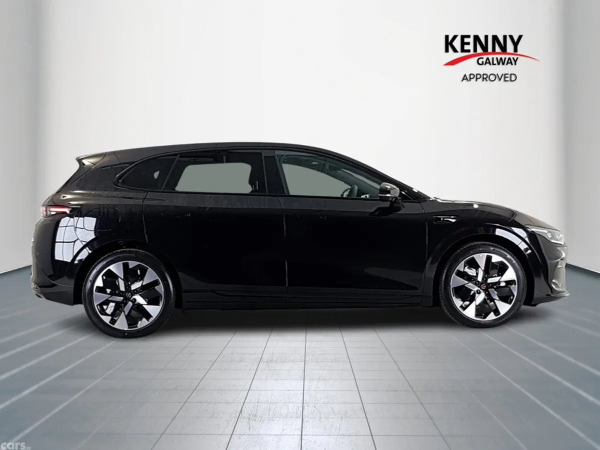 Leapmotor B05 Hatchback, Electric, 2026, Black