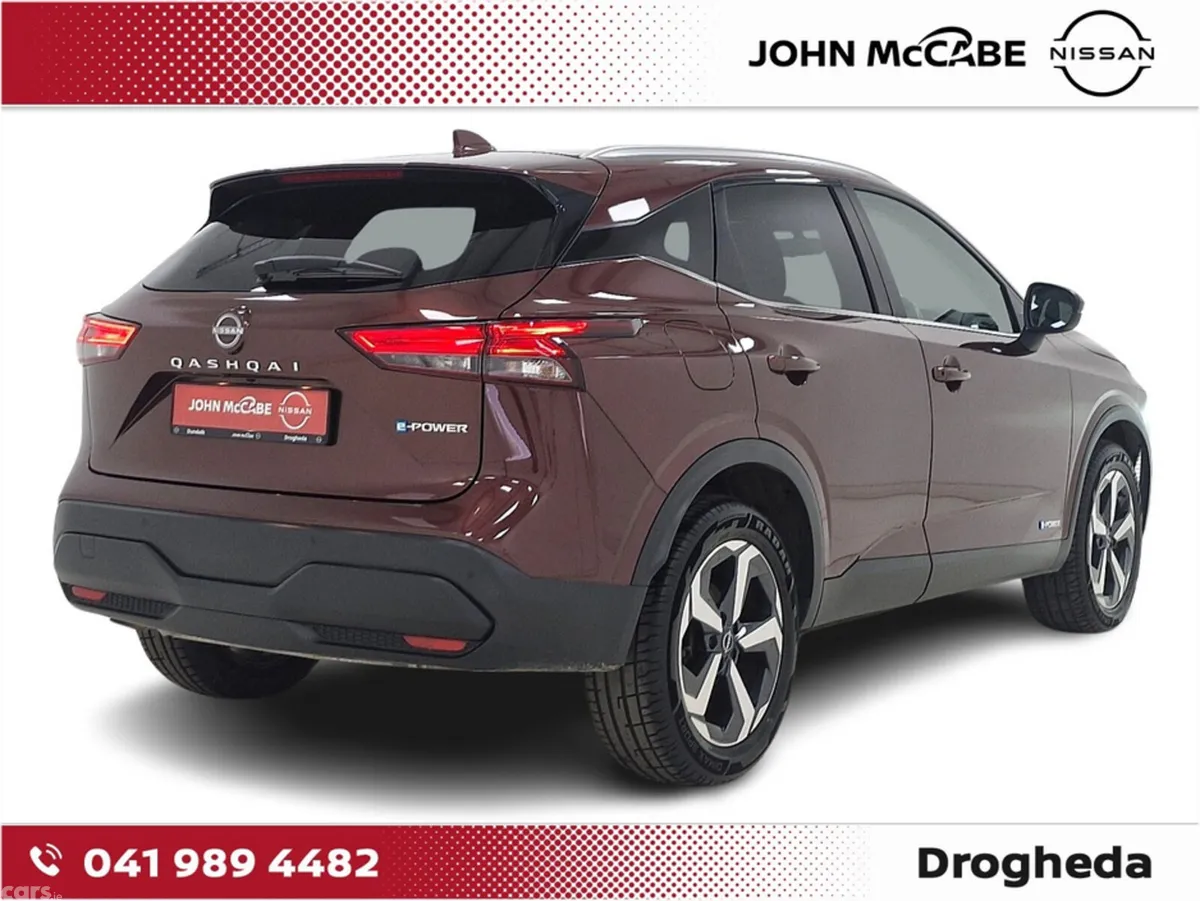 Nissan Qashqai MPV, Petrol Hybrid, 2024, Red