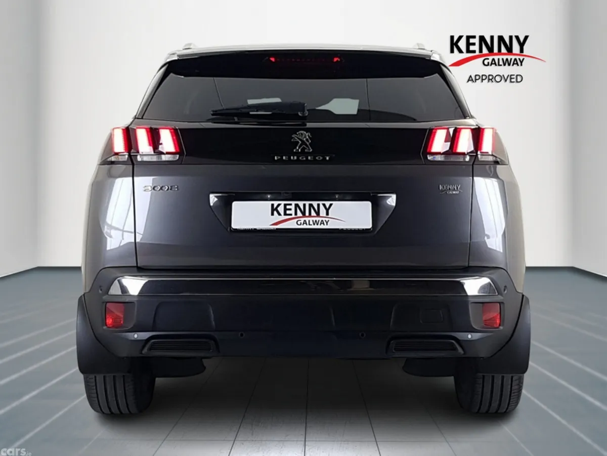 Peugeot 3008 MPV, Diesel, 2023, Grey