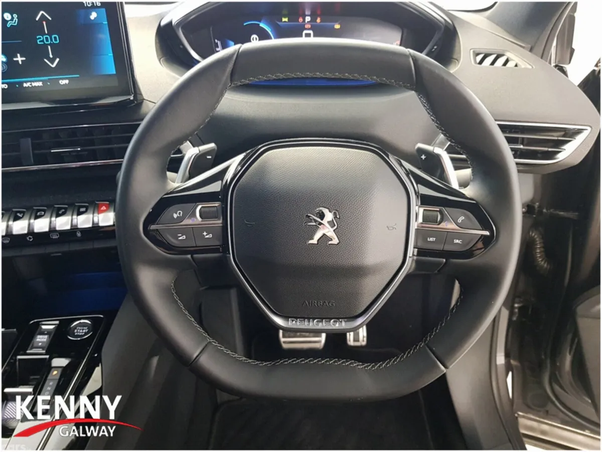 Peugeot 3008 MPV, Diesel, 2023, Grey