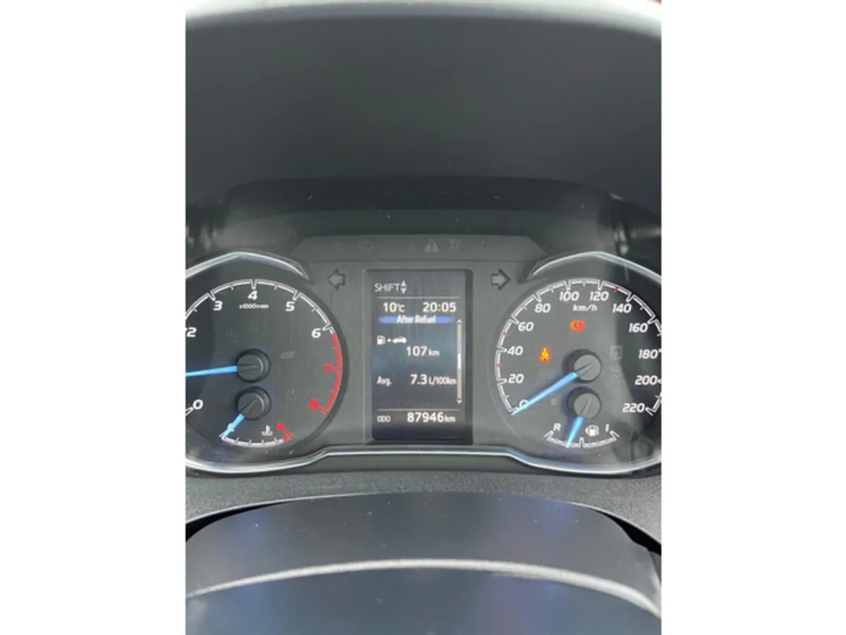 Toyota Yaris Hatchback, Petrol, 2019, Grey