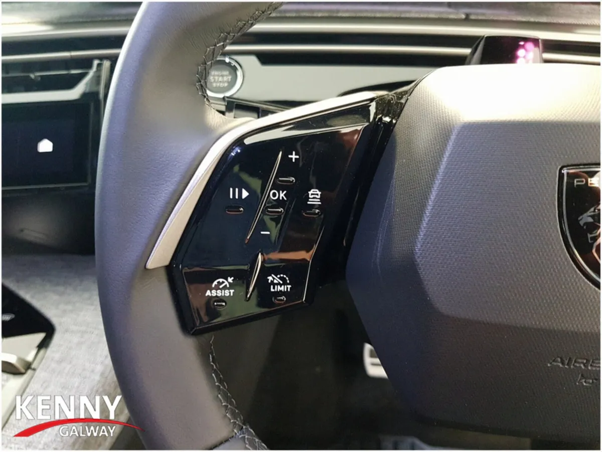 Peugeot 5008 MPV, Electric, 2026, Blue