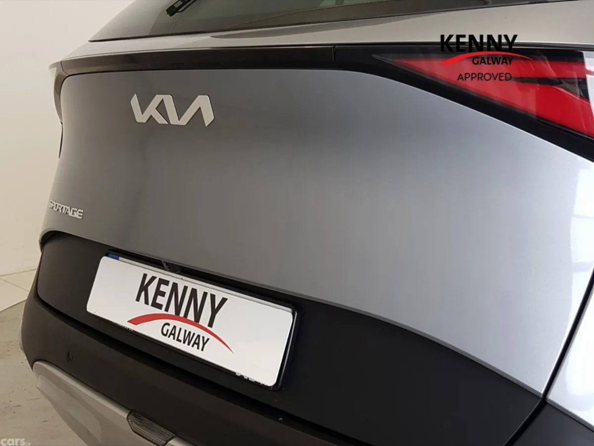 Kia Sportage MPV, Diesel, 2025, Grey