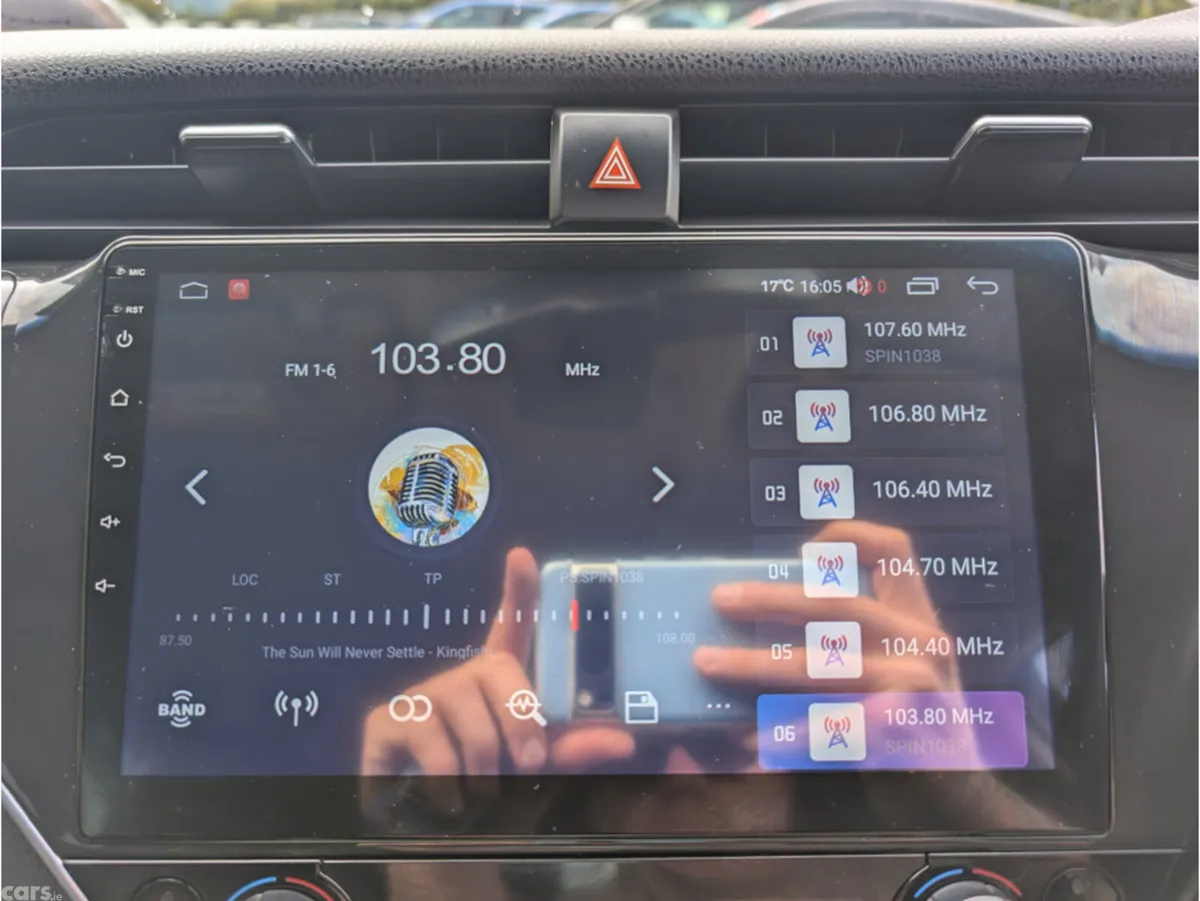 Toyota Camry Saloon, Petrol Hybrid, 2018, Red