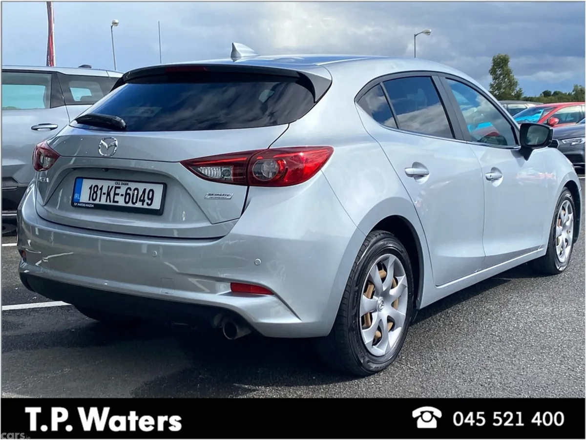 Mazda Mazda3 Hatchback, Petrol, 2018, Silver