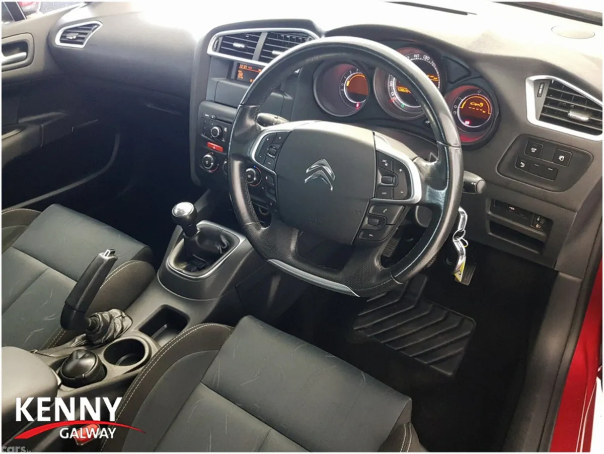 Citroen C4 Hatchback, Diesel, 2012, Red