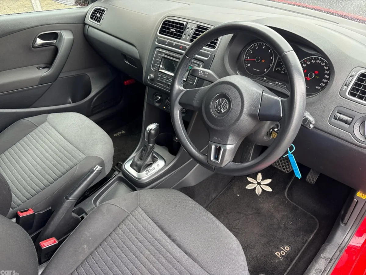 Volkswagen Polo Hatchback, Petrol, 2013, Red