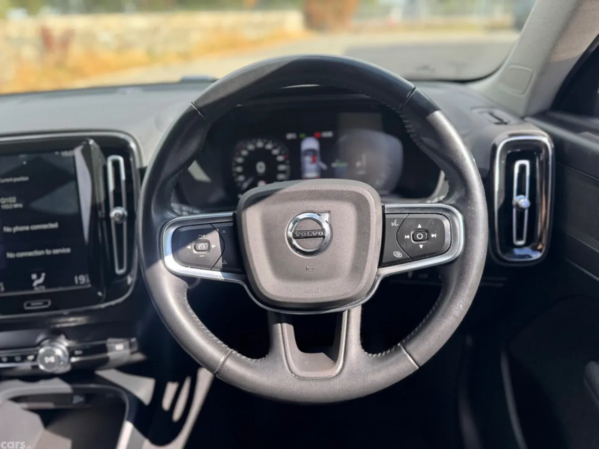 Volvo XC40 Estate, Petrol Plug-in Hybrid, 2020, Black