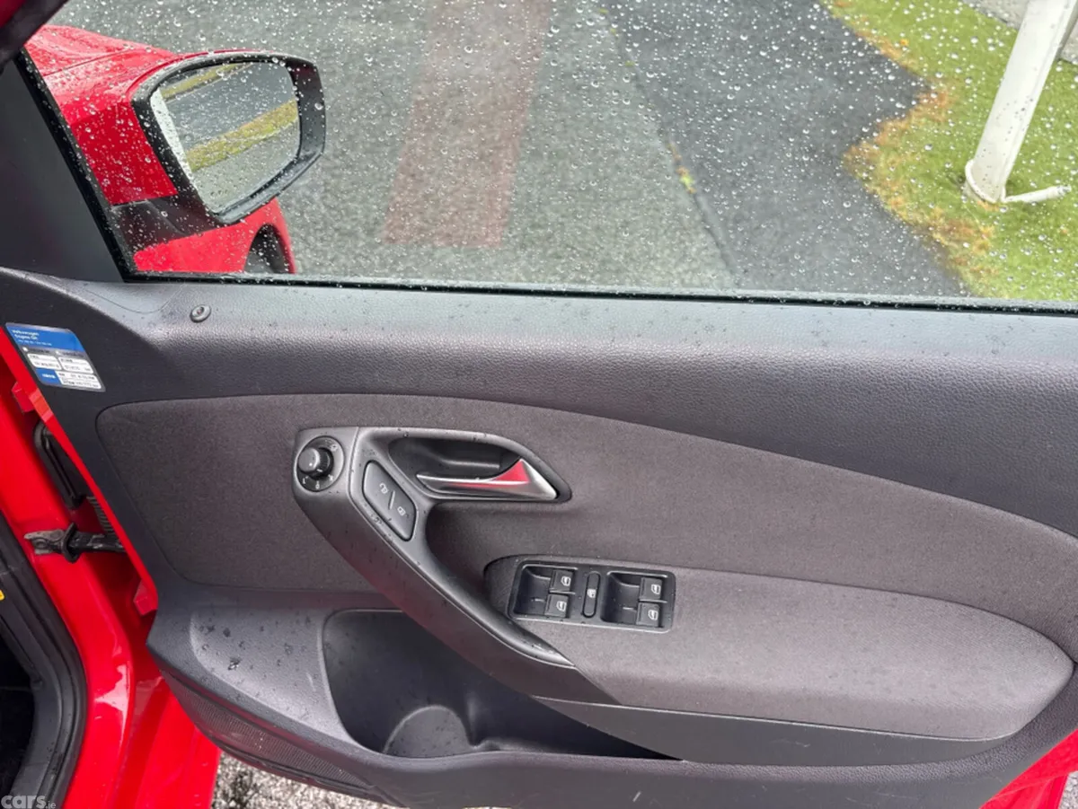 Volkswagen Polo Hatchback, Petrol, 2013, Red