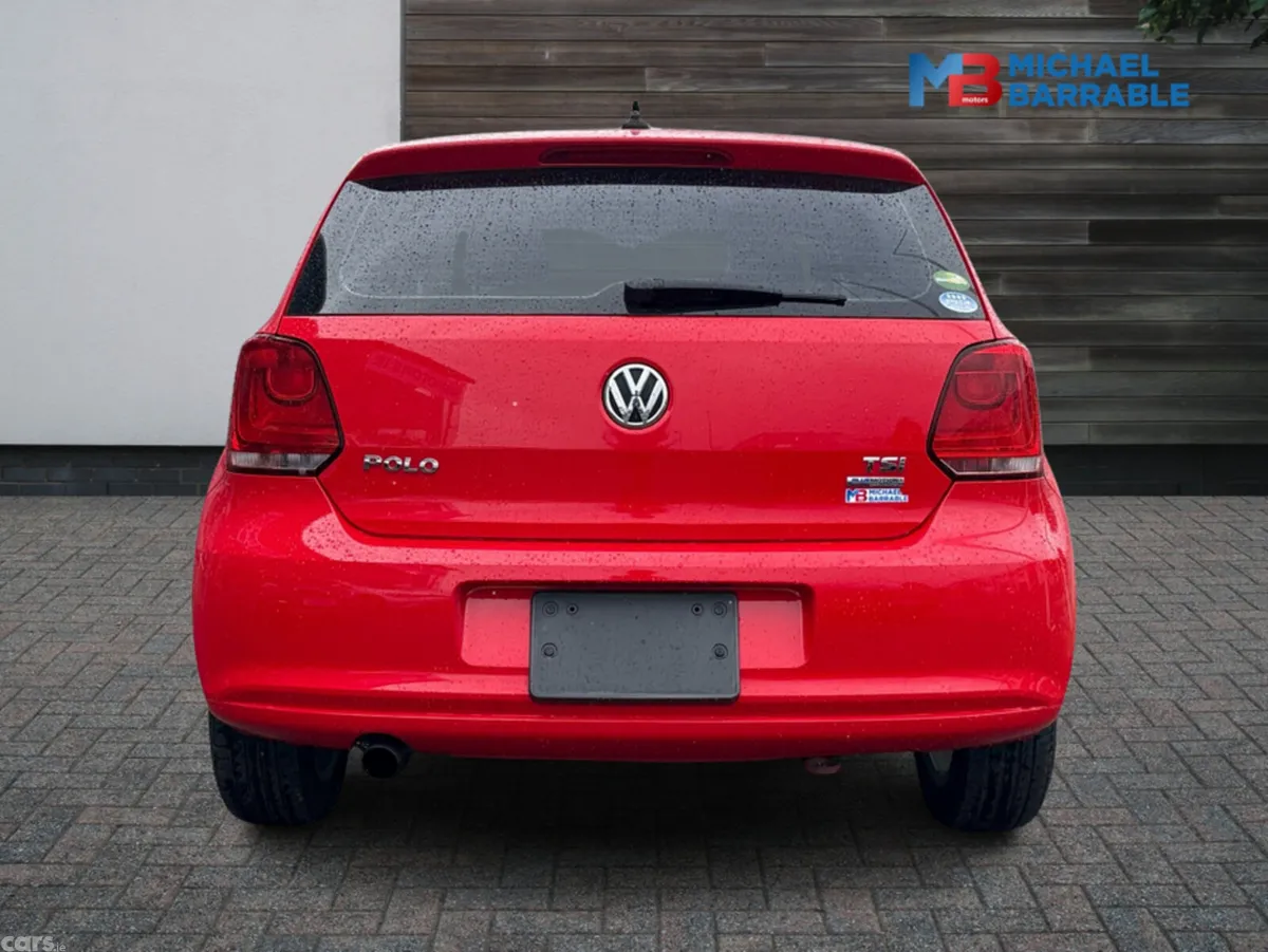 Volkswagen Polo Hatchback, Petrol, 2013, Red