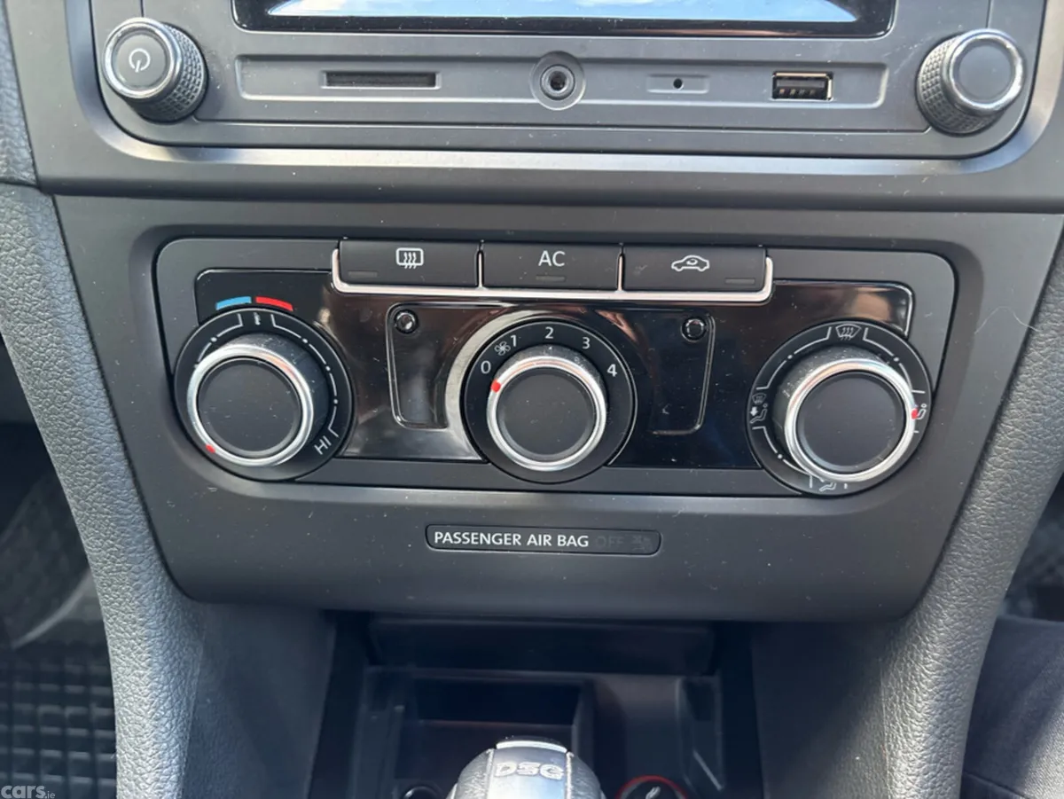 Volkswagen Golf Hatchback, Petrol, 2012, Silver