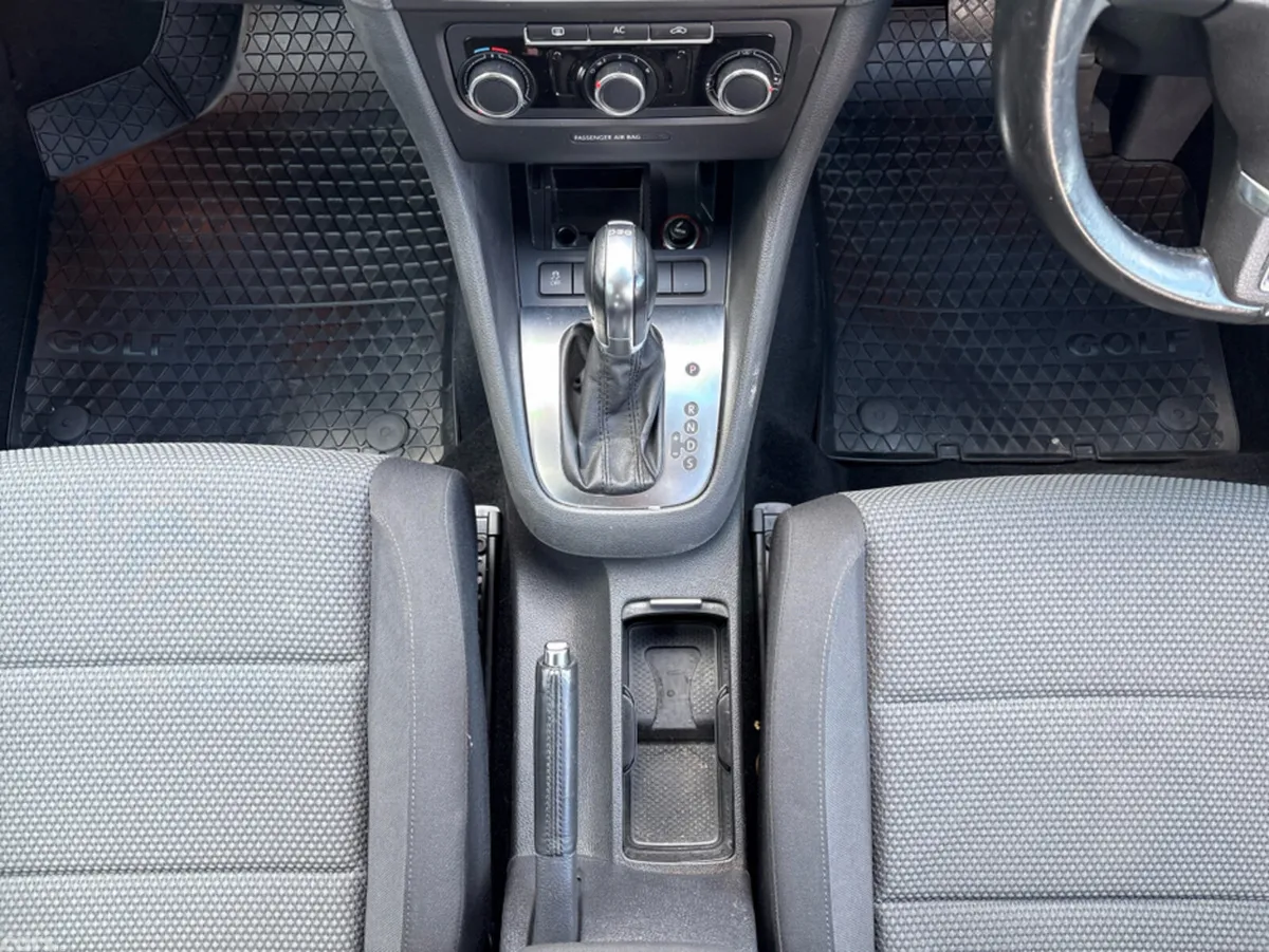Volkswagen Golf Hatchback, Petrol, 2012, Silver