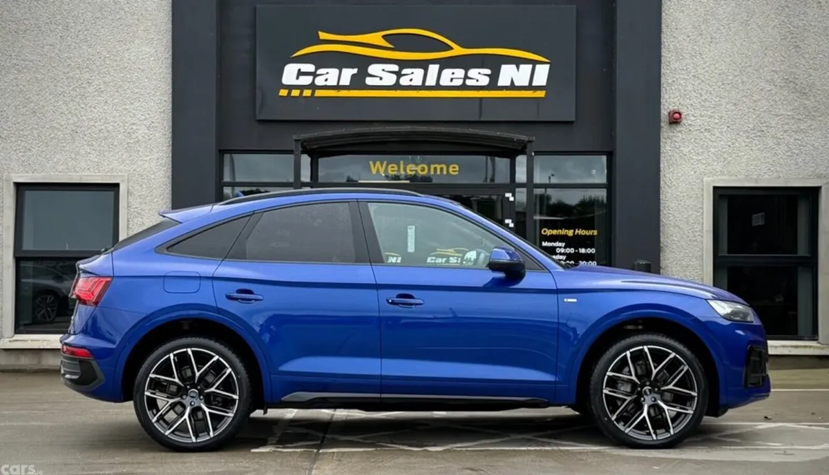 Audi Q5 SUV, Diesel Hybrid, 2023, Blue