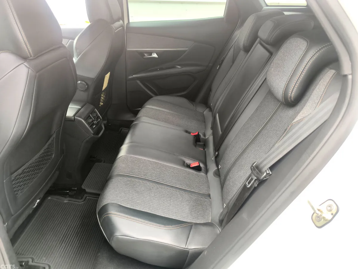 Peugeot 3008 Hatchback, Diesel, 2019, White