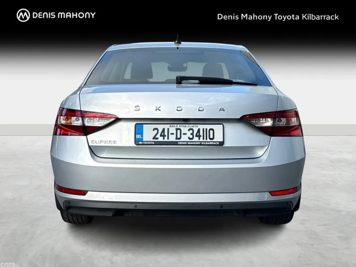 Skoda Superb Hatchback, Petrol, 2024, Grey