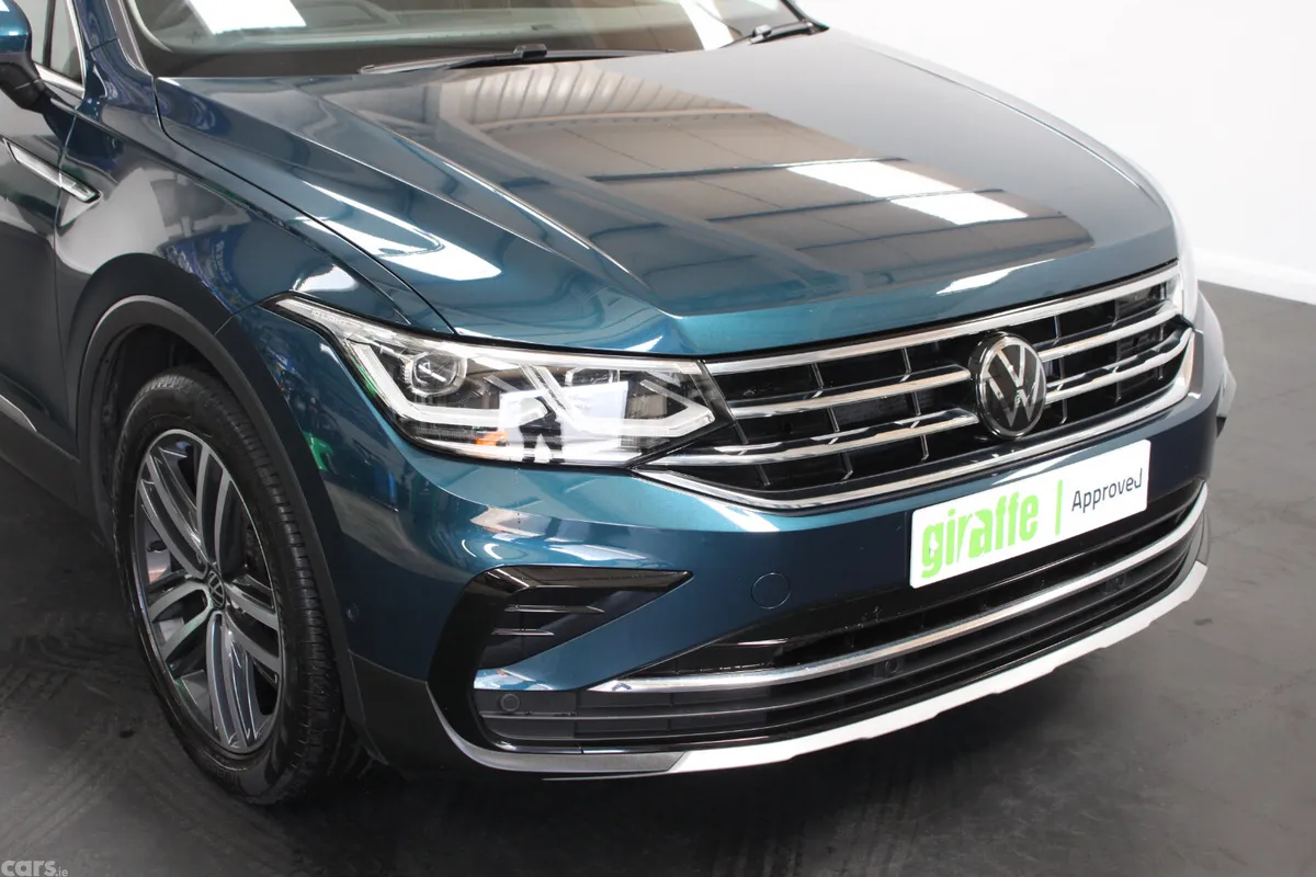 Volkswagen Tiguan SUV, Petrol, 2023, Blue