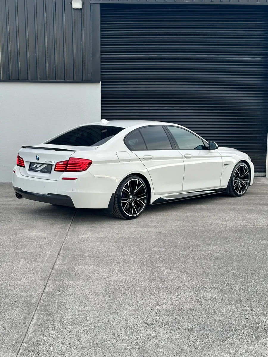 BMW 5-Series Saloon, Diesel, 2016, White