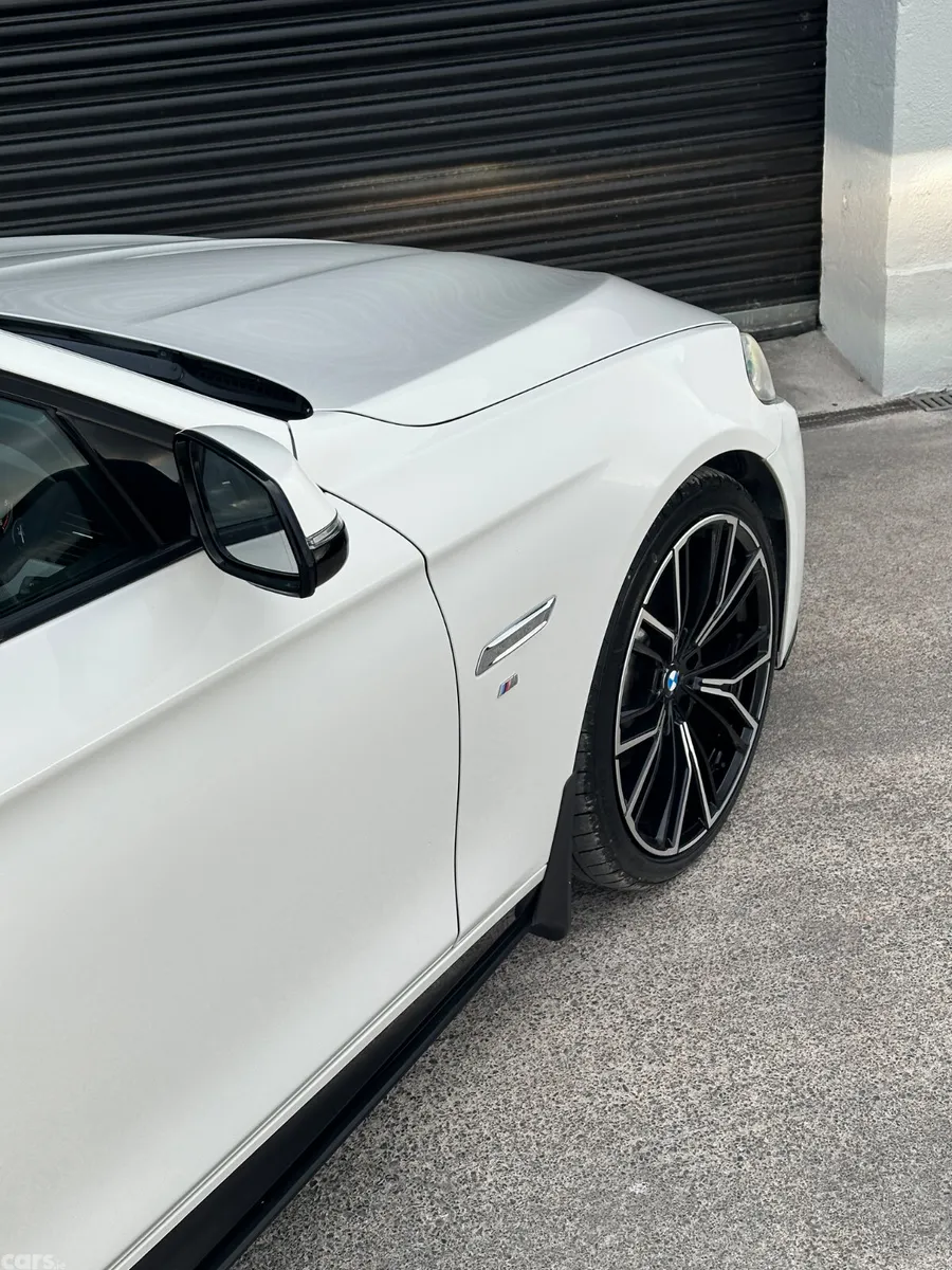 BMW 5-Series Saloon, Diesel, 2016, White