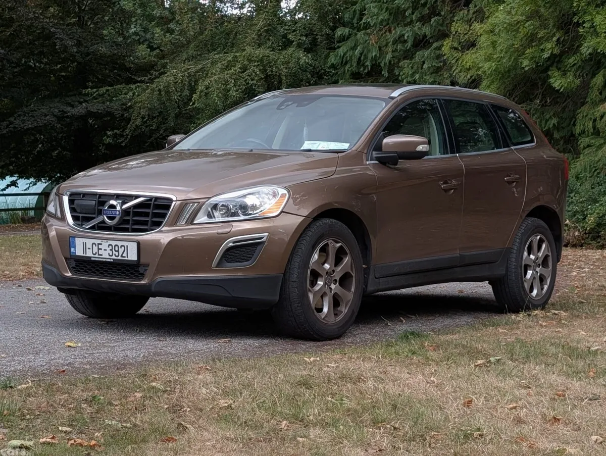 Volvo XC60 SUV, Diesel, 2011, Bronze