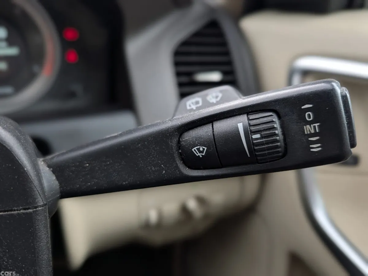 Volvo XC60 SUV, Diesel, 2011, Bronze