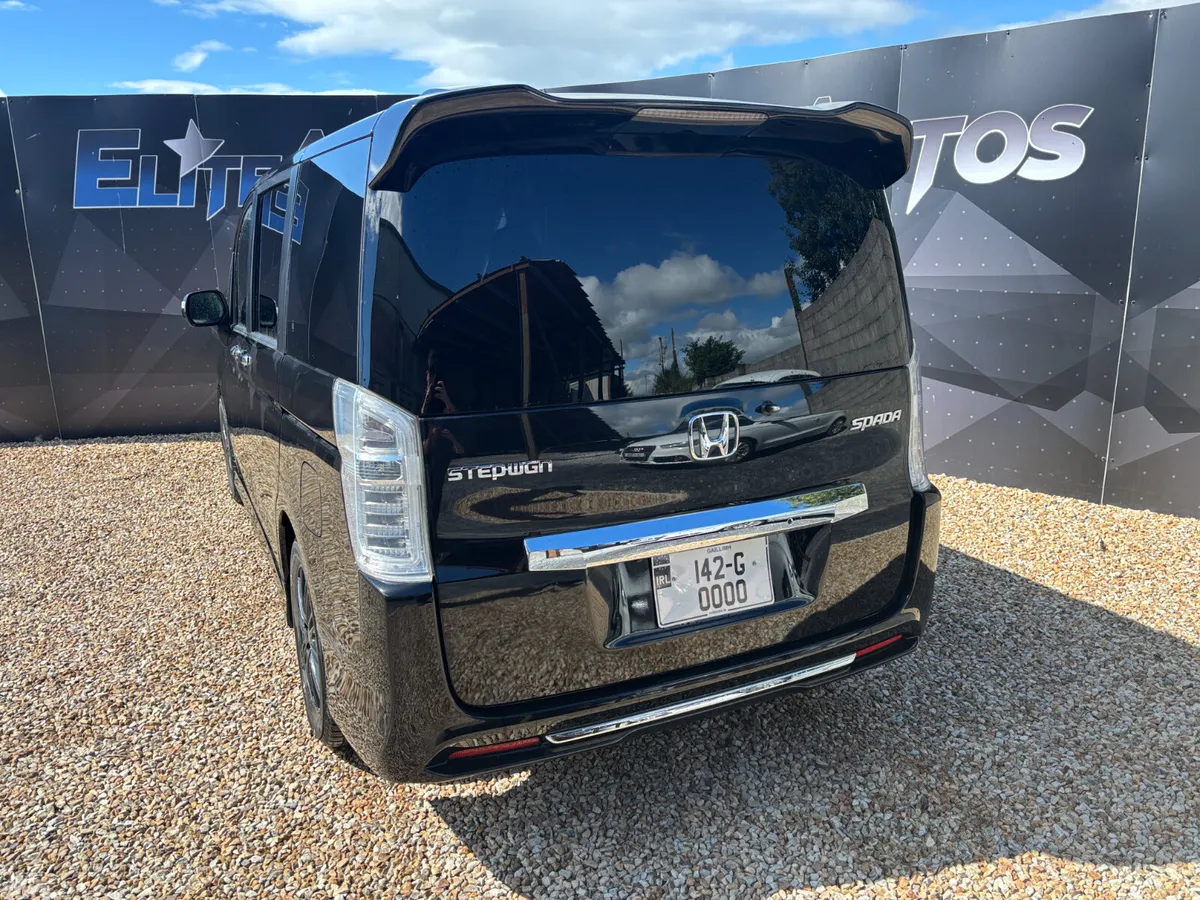 Honda Stepwagon MPV, Petrol, 2014, Black