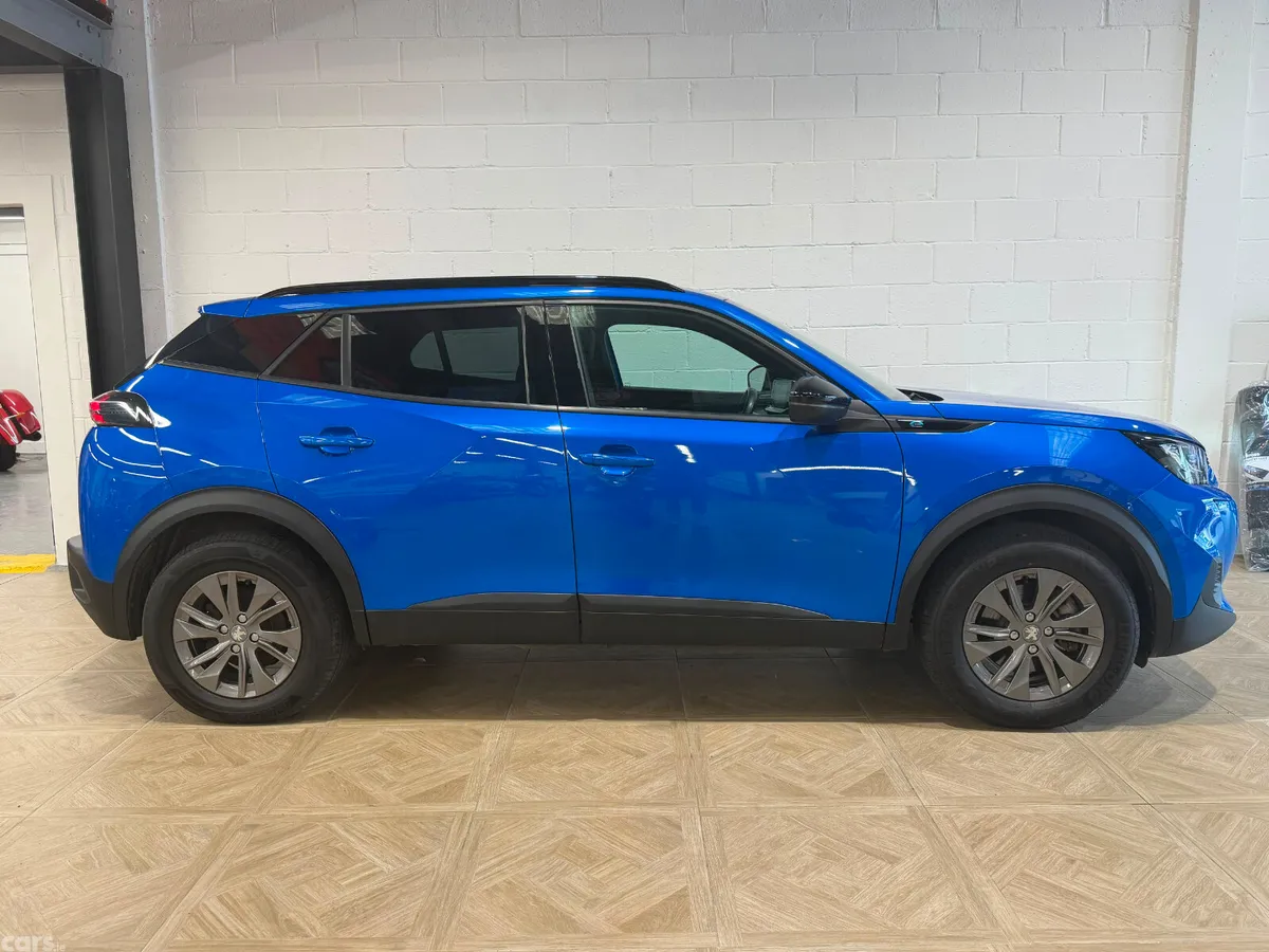 Peugeot 2008 SUV, Electric, 2023, Blue