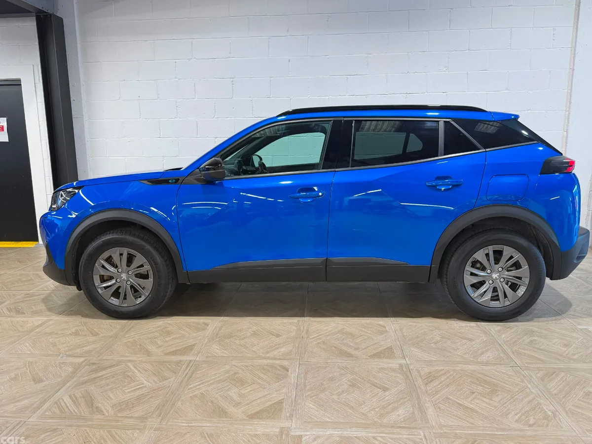 Peugeot 2008 SUV, Electric, 2023, Blue