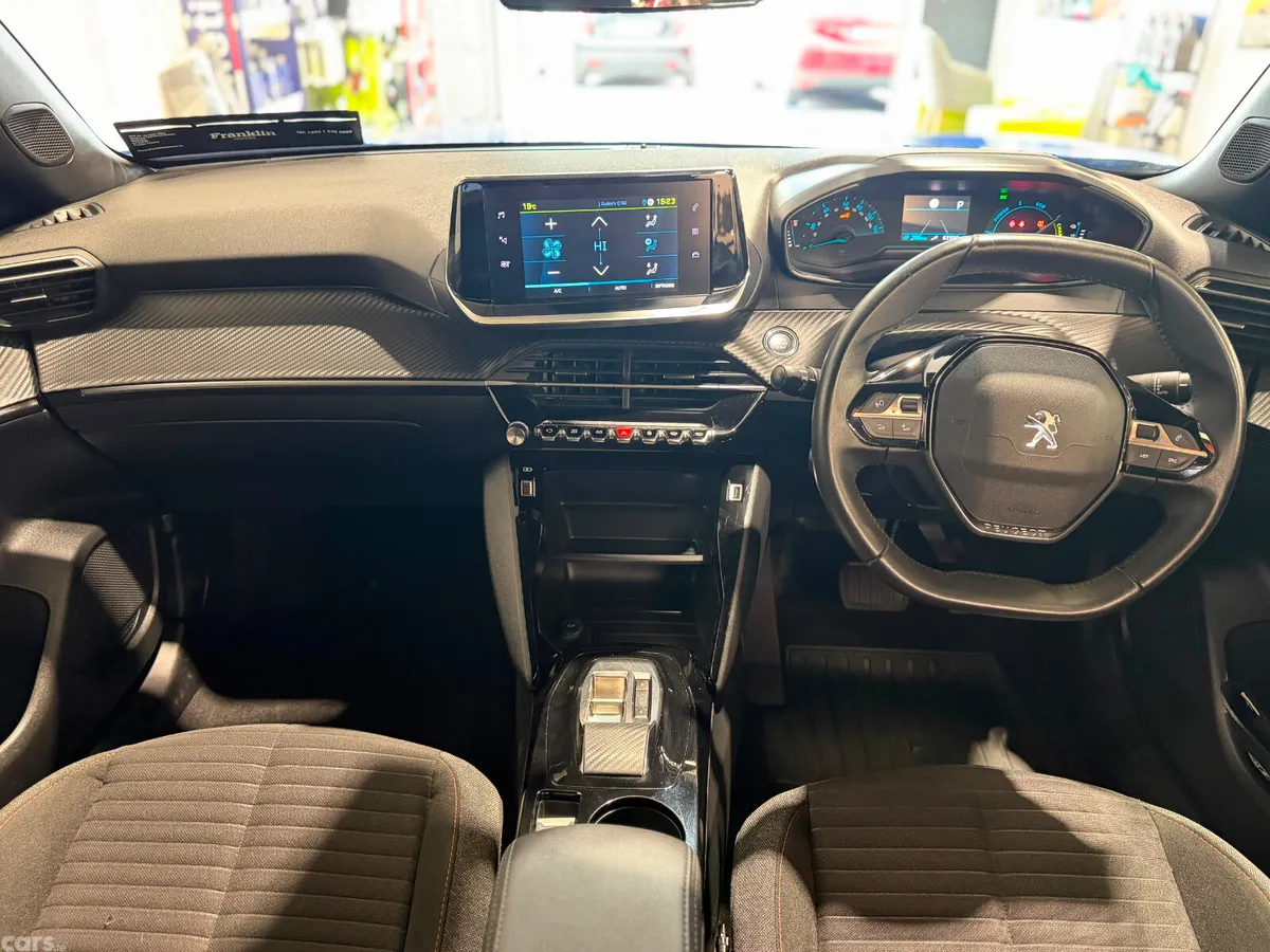 Peugeot 2008 SUV, Electric, 2023, Blue