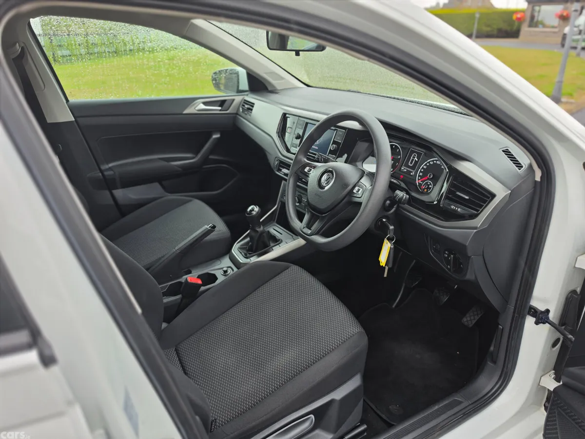 Volkswagen Polo Hatchback, Petrol, 2020, White