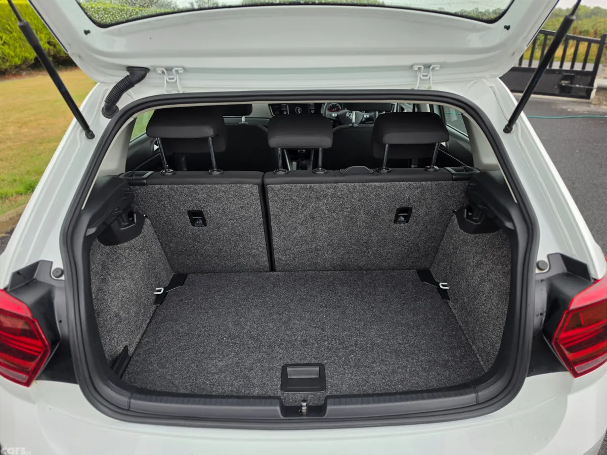 Volkswagen Polo Hatchback, Petrol, 2020, White