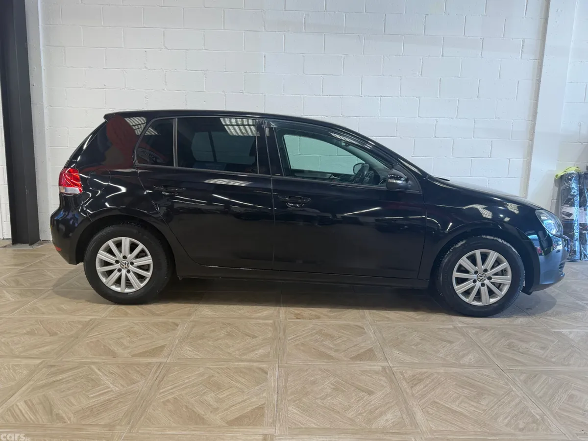 Volkswagen Golf Hatchback, Petrol, 2012, Black