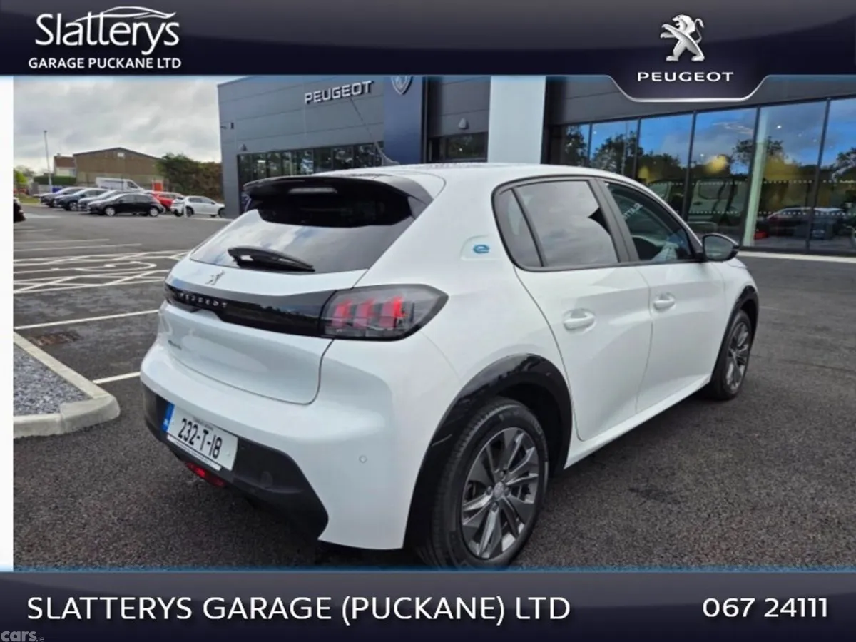 Peugeot 208 Hatchback, Electric, 2023, White