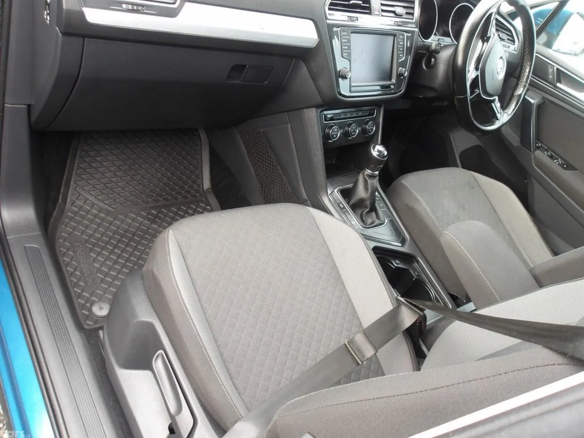 Volkswagen Tiguan SUV, Diesel, 2017, Blue