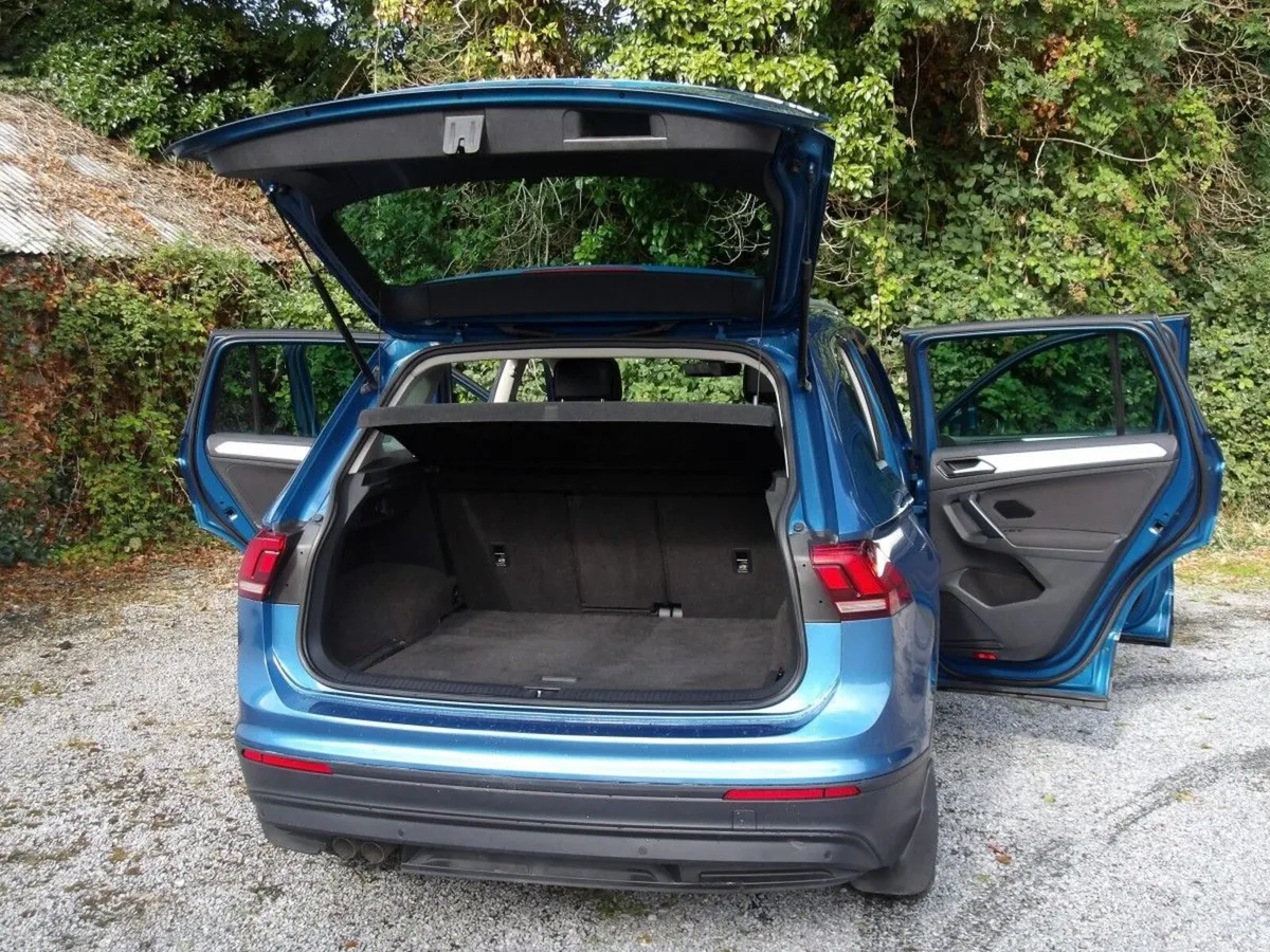 Volkswagen Tiguan SUV, Diesel, 2017, Blue