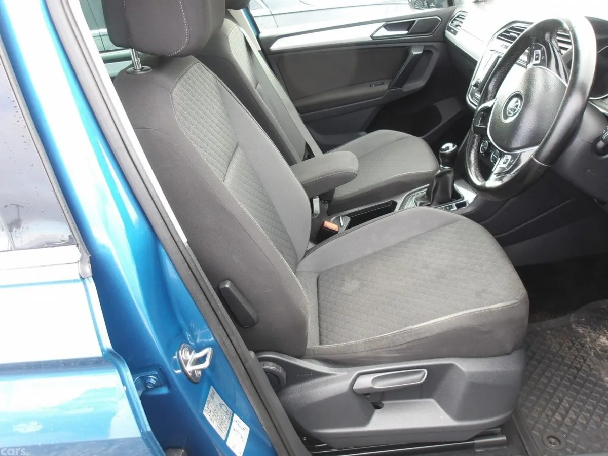 Volkswagen Tiguan SUV, Diesel, 2017, Blue