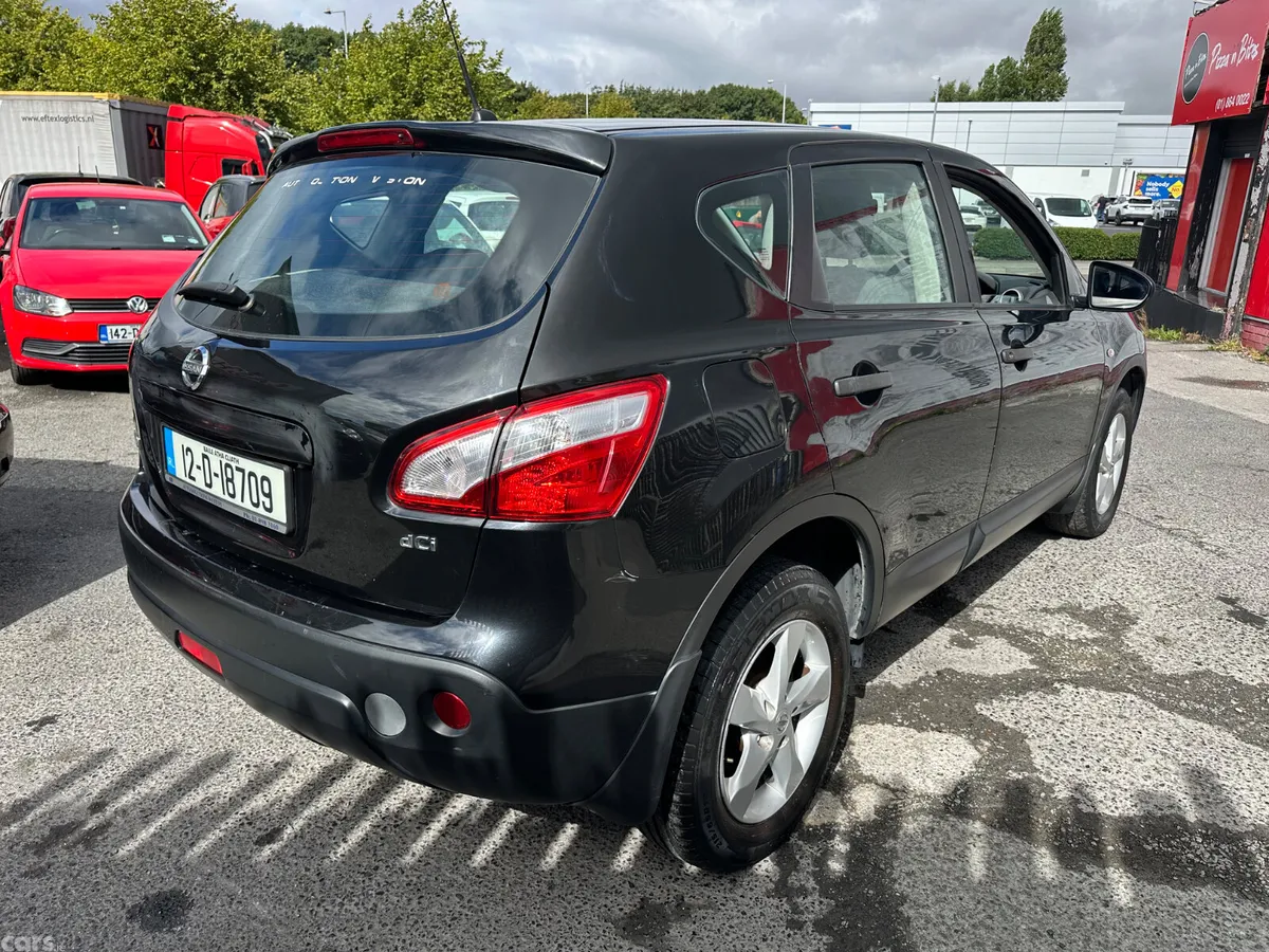Nissan Qashqai Hatchback, Diesel, 2012, Black