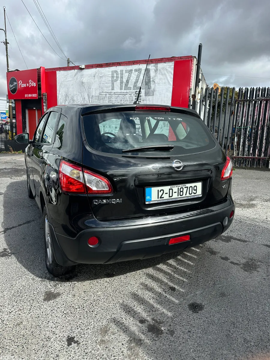 Nissan Qashqai Hatchback, Diesel, 2012, Black