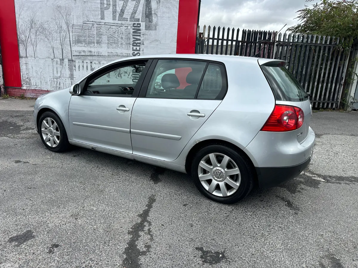 Volkswagen Golf Hatchback, Petrol, 2005, Silver